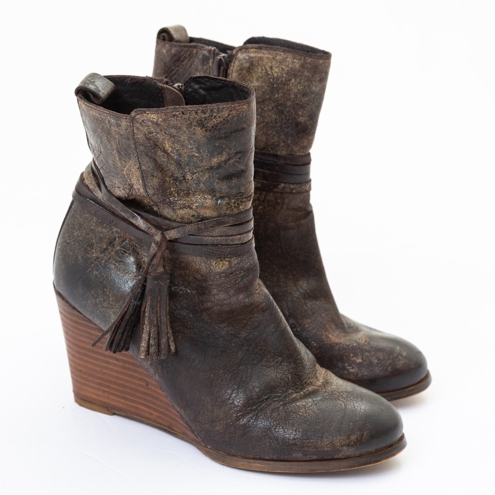 Wedge heel bootie tassel distressed leather boot by Diba True 7.5